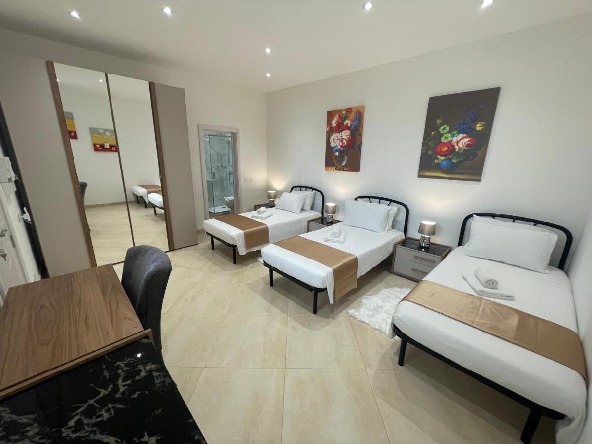 Alina Boutique Living * Victoria