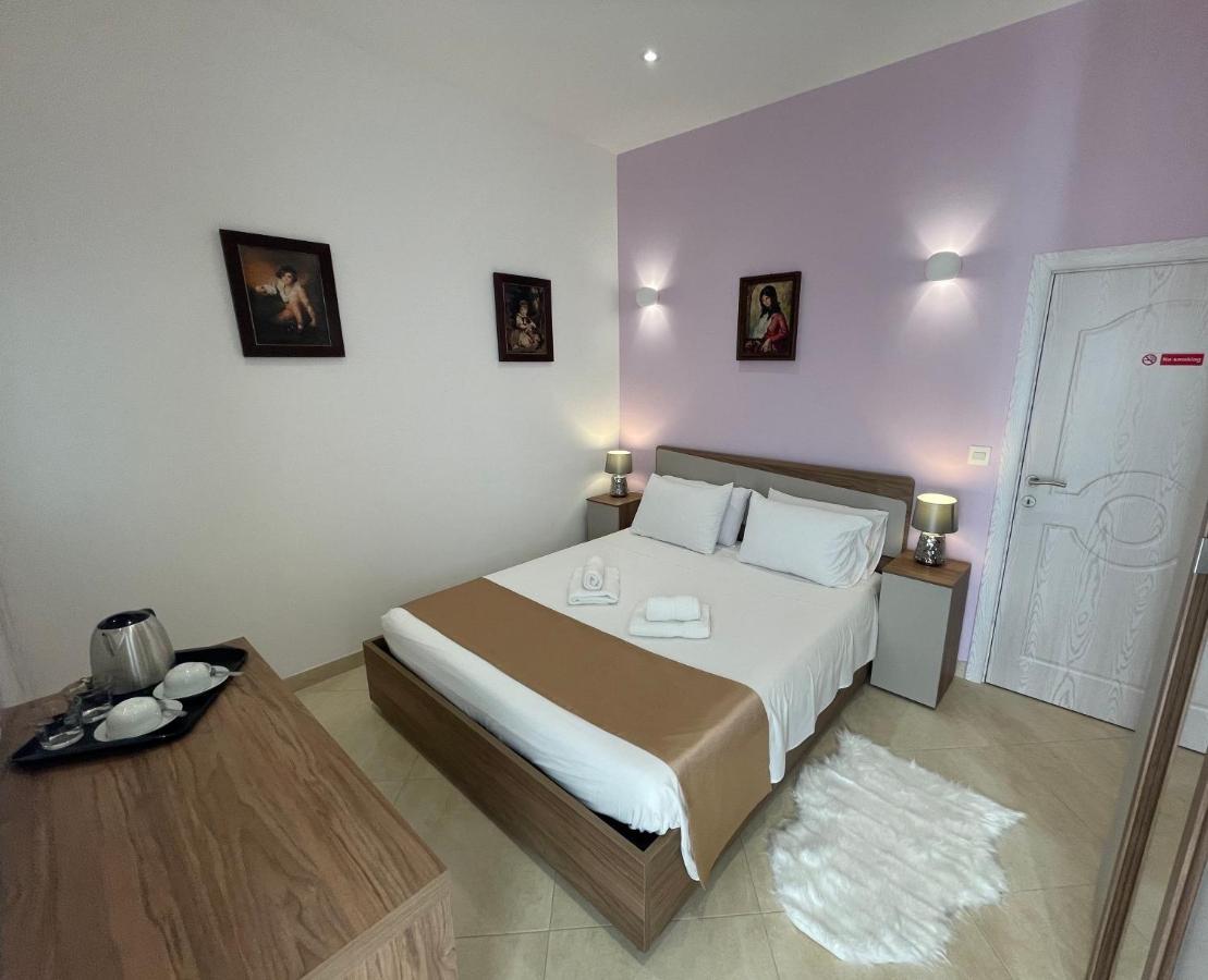 Alina Boutique Living B&B Victoria