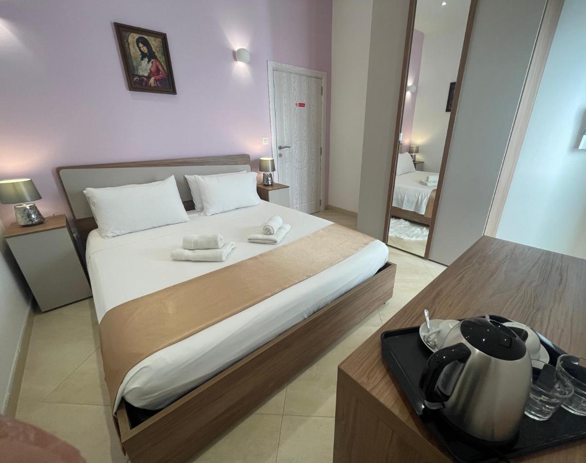 Alina Boutique Living B&B