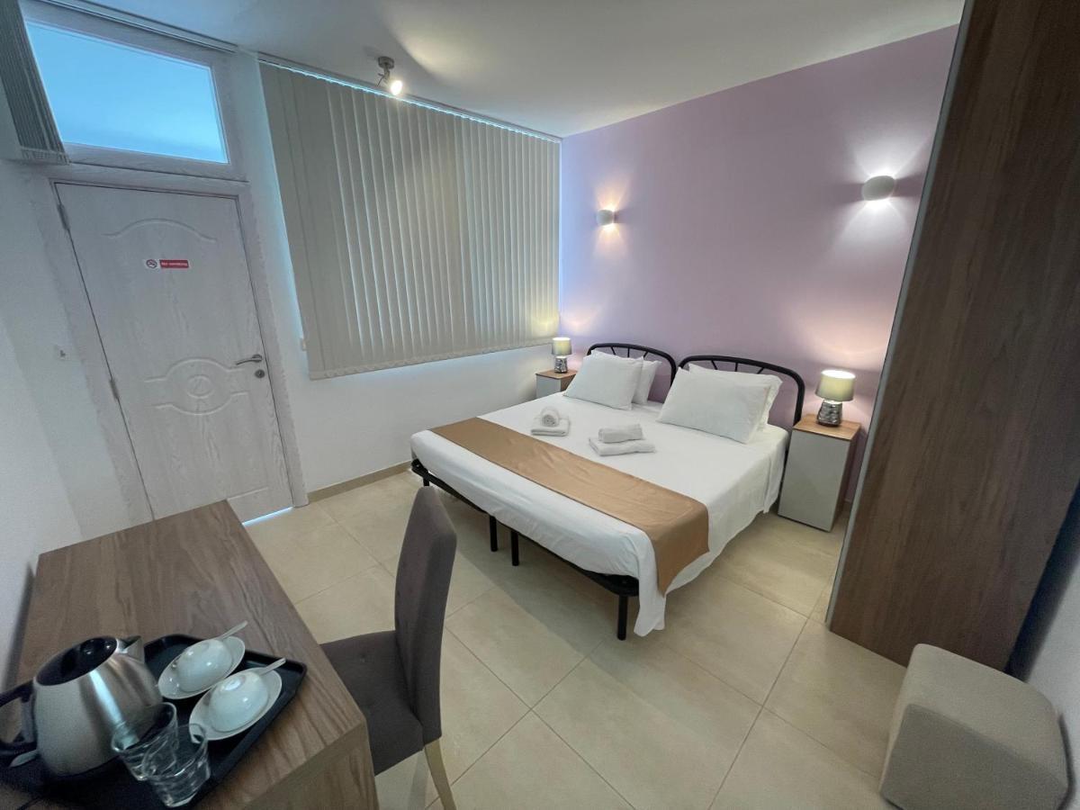Alina Boutique Living B&B Victoria