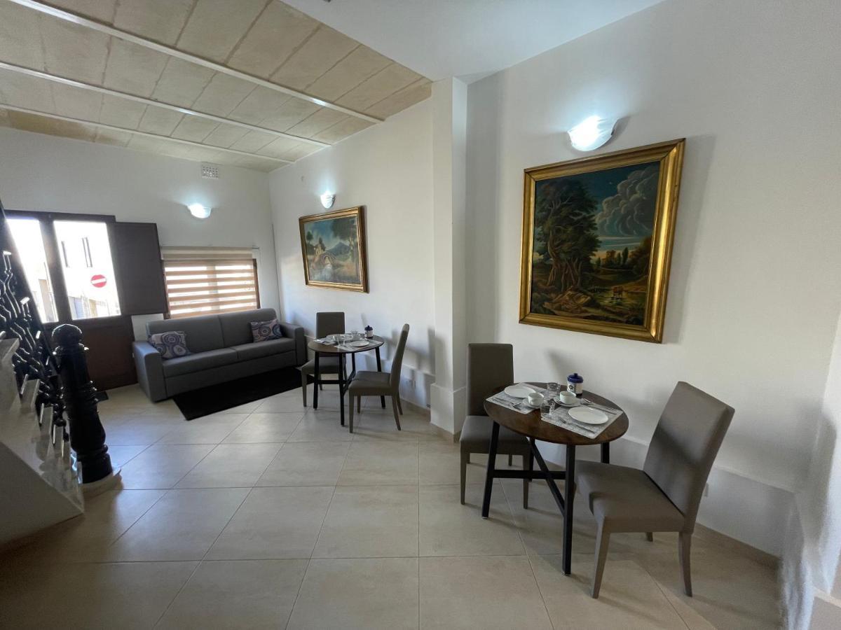Alina Boutique Living Nocleg ze śniadaniem *
